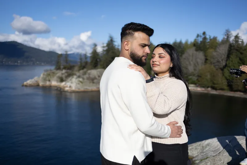 Arsh & Jaspreet Pre-Wedding photography by Perfect Poses Media